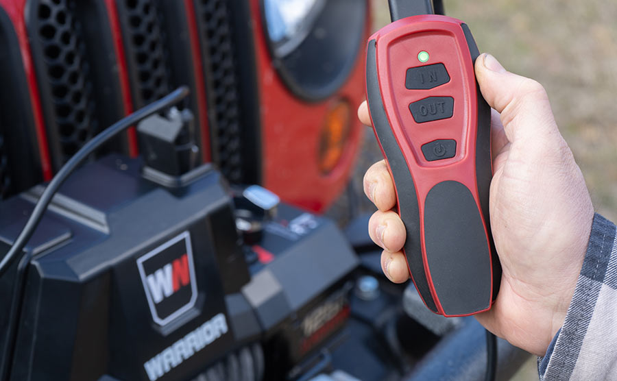 Gladiator F-Type 10,000lb 12v Electric Winch - Synthetic Rope